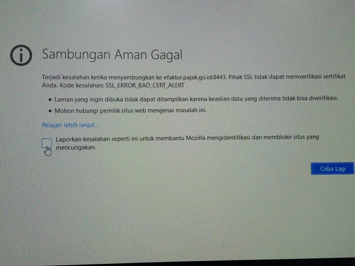 ndha_28's tweet photo. @kring_pajak @PajakMania Sudah. Trus muncul begini. Coba log out trus log in lg tetep begini tampilannya. https://t.co/BMISwcZ6vB