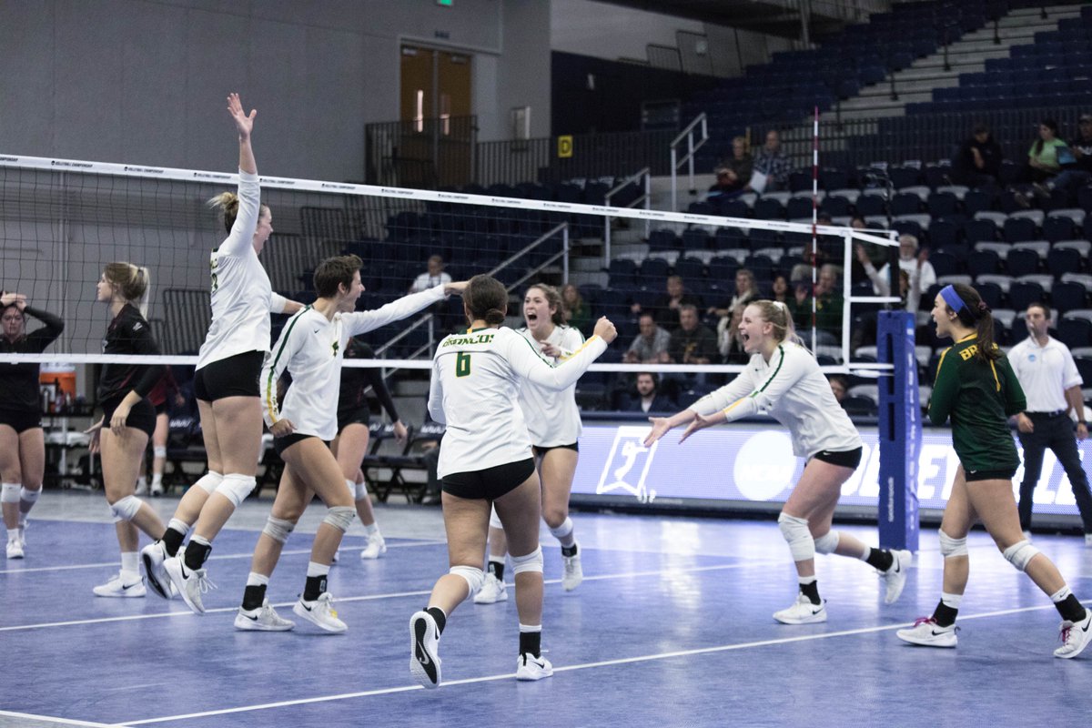 goccaa's tweet photo. #D2VB | Comeback COMPLETE - @cppbroncos are moving on to tomorrow's @NCAADII Second Round! #postCCAAson #CCAAvb https://t.co/jwPPdT3Fwh