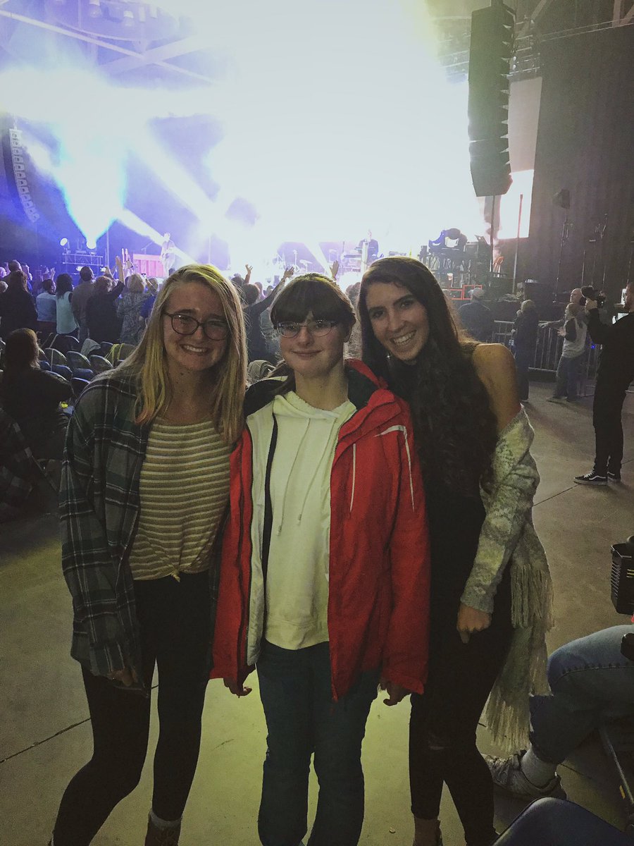 _averyyy_30's tweet photo. This is Kinsey. We asked her what her dream day would be, and she chose a Jeremy Camp or Matthew West concert. Tonight we were blessed with the opportunity to make her dream come true. When leaving, she said βI just wish we could stay here all night.β A night I will never forget. https://t.co/dkjZNIBToh