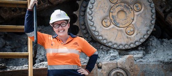 Argent_Minerals's tweet photo. Gender pay gap improves in Aussie mining industry - Fed Govt report https://t.co/1J11nWJD4i @ozmining #Ausbiz #mining #resources #genderequality #commodities #Auspol #jobs #employment https://t.co/eAUF2rHNze