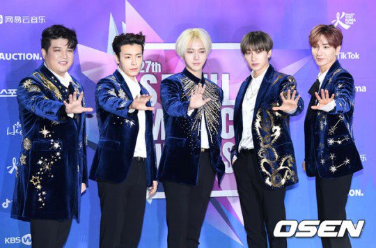 MTVChoices's tweet photo. Desafío a cada fan de @SJofficial

-Dar RT y Comentar 15 veces✅
-400 RT y 600 Comentarios con los hashtags✅

#ELF
#FansAwards2018
#MejorFandom https://t.co/ZeTZ153Qck