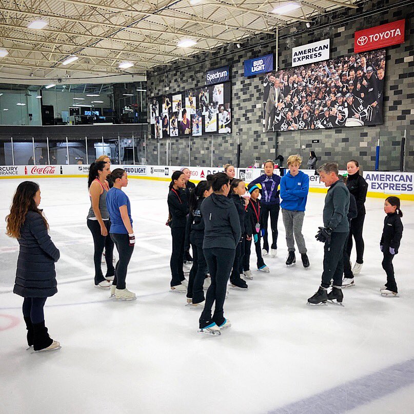 Media Tweets by Toyota Sports Center (ToyotaSportsCtr) Twitter