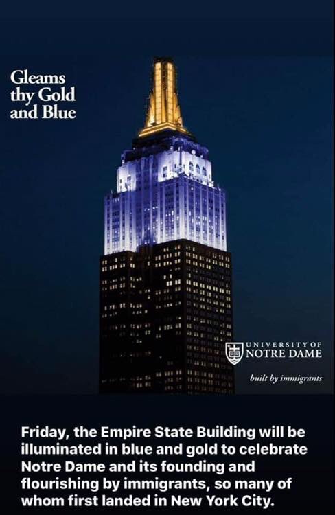 TNNDN's tweet photo. #shamrockseries 🍀🍀🍀🍀 #irish #nyc #empirestatebuilding #notredamefootball #notredame #beatcuse https://t.co/vq0X1cr3RJ