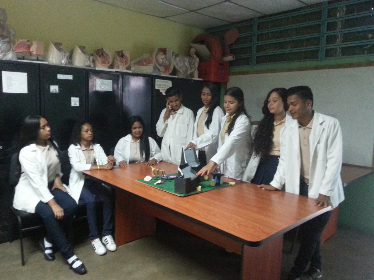lbmsmo's tweet photo. #15Nov #RetoCienciasNaturales @MPPEDUCACION @Nixonarrieche17 @ZELara2017 @salasimonplanas @JeanOrtizPsuv @LaraEducativa @AurimarVargas1 @NicolasMaduro https://t.co/23eLaQ1pUm