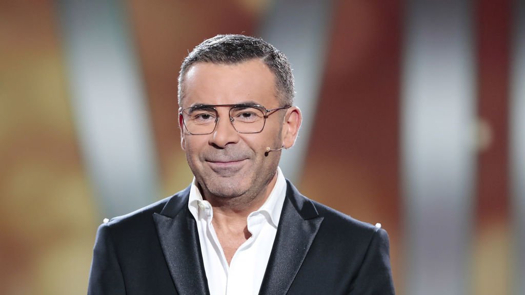 lo98pez's tweet photo. Yo no sé vosotros, pero yo lo tengo clarísimo
Rt: Mercedes Milá
Fav: Jorge Javier Vázquez
#GHVipGala10 https://t.co/XqiCFERArO
