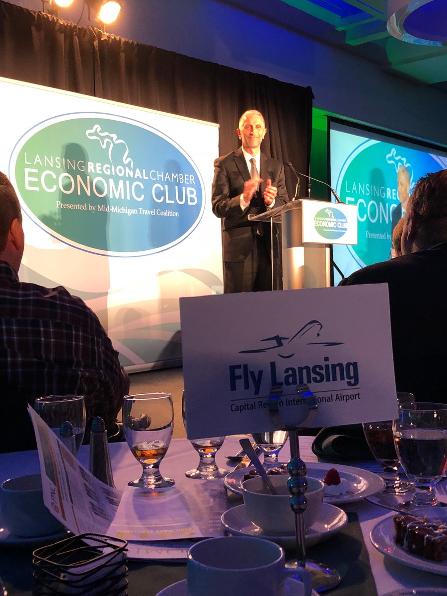 flylansing's tweet photo. Being surrounded by so many like-minded, Lansing focused leaders was invigorating! Thank you Lansing regional chamber, PNC, @justasknet, @AutoOwnersIns, @Cinnaire, and Harbor Bay Real Estate. #CORG2018 https://t.co/iB5LmfQyPv