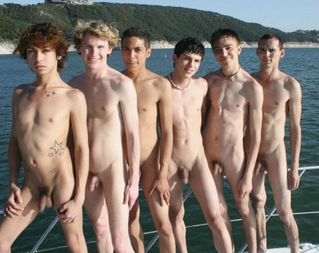 Boomgay5's tweet photo. Twinks https://t.co/gy2CwU2QzA
