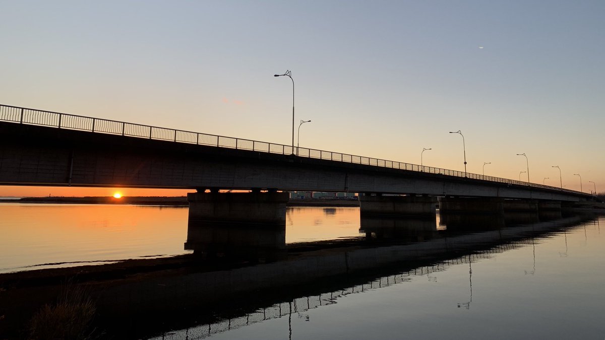 ucchi946's tweet image. 気温-1度の #釧路 です

#Windows10October2018Update
通称1809の配信が再開されたようですが、ウチのPC1台も配信されてないので画面写真はお届けできません💧
いずれにせよ今すぐアップデートしないで様子見ですね♪
実機で確認できたら再度お知らせします！

ご機嫌な一日を♪
#α7RIII #SEL100400GM