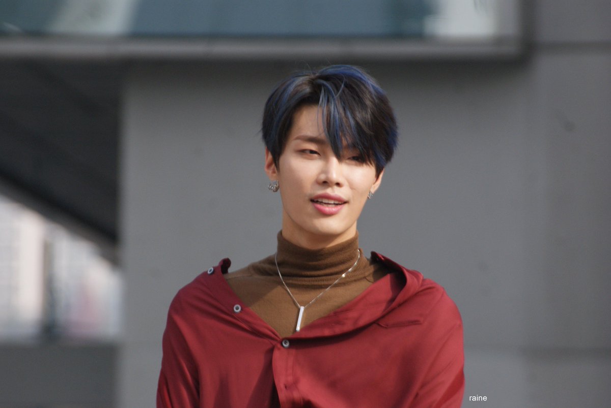 rainedictator's tweet photo. #핫샷 #HOTSHOT #준혁 15/11/18 https://t.co/rlOui7jX40