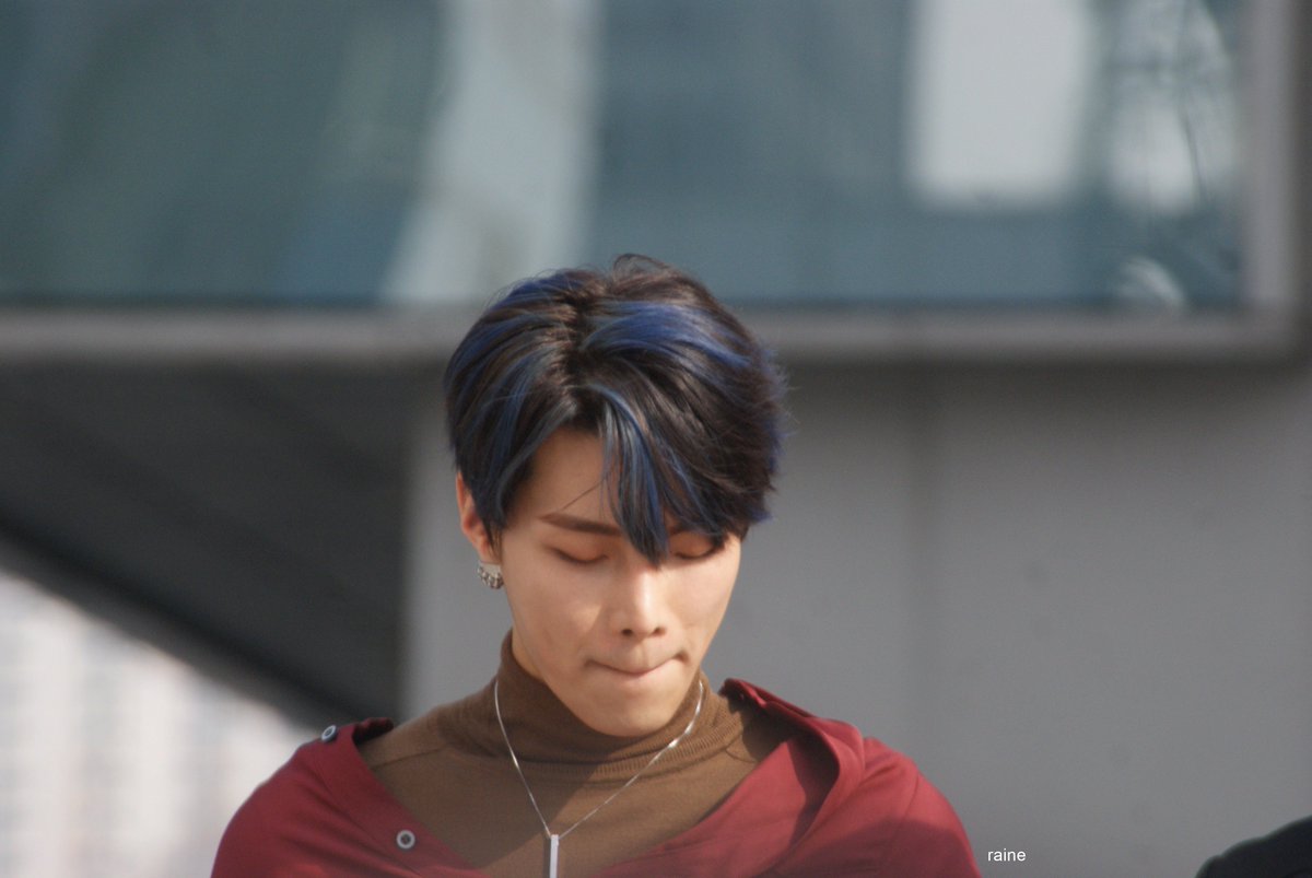rainedictator's tweet photo. #핫샷 #HOTSHOT #준혁 15/11/18 https://t.co/rlOui7jX40