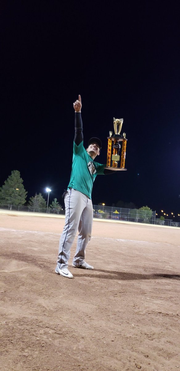 10Solisc's tweet photo. I'm still shook we pulled off 3 upsets to win it all 🤯😂 #MermaidMafia https://t.co/qfg2MNT6Tr
