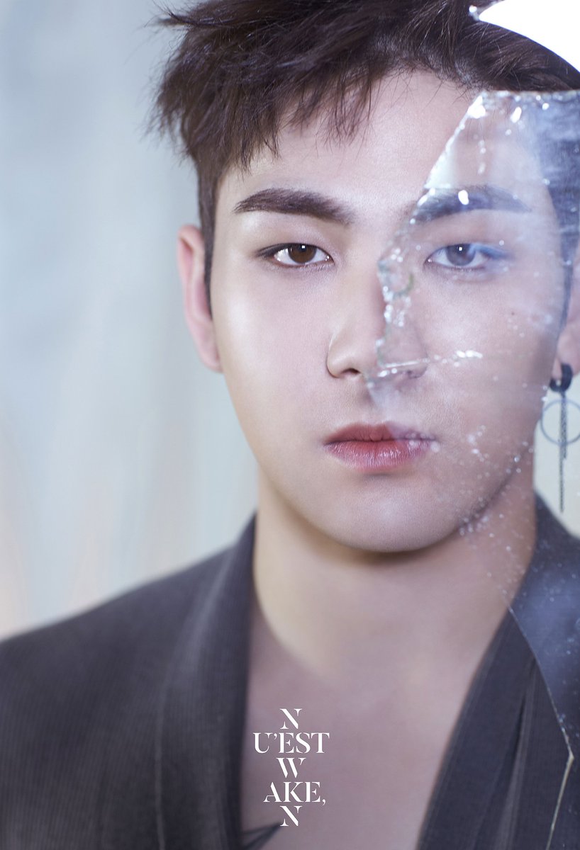 goldenpiece_'s tweet photo. 🙊🙈 This is legitttt... CRACK Version is legitttt. My morning is so beautiful #WAKE_N #CRACK #CRACKVERSION #NUEST_W https://t.co/wF18oEvMsJ