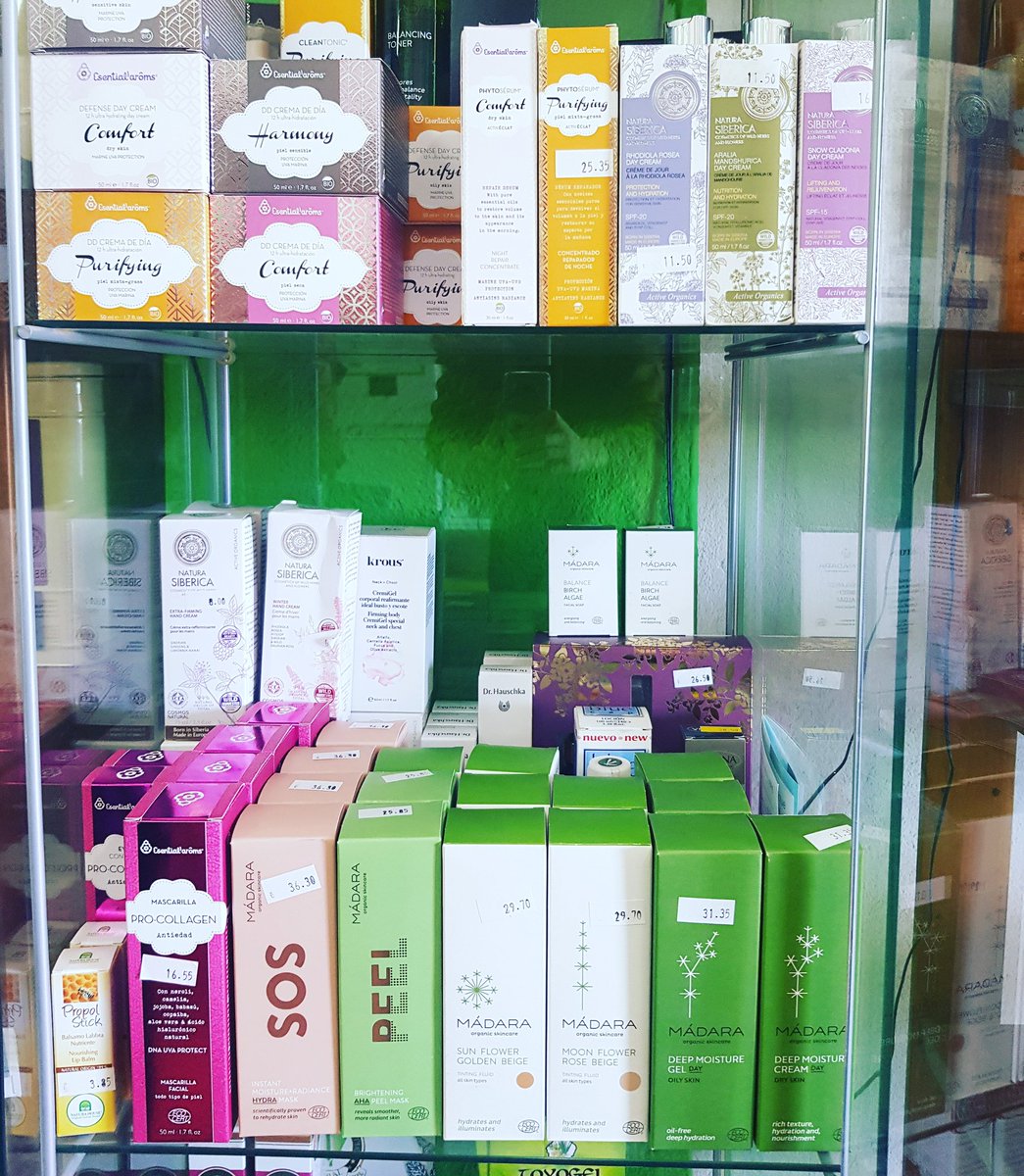 nbioespacio's tweet photo. Alimenta tu piel con cosmética ecológica de alta calidad formulada con productos naturales, puros y siempre respetando nuestro entorno. 
#cosmeticaeco #tiendabio #skincare #organic #bienestar #salud #alimentatupiel #Lanzarote https://t.co/DTIKXDiMcp
