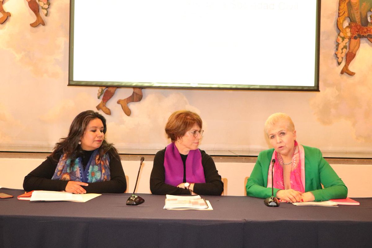 AMEXCID's tweet photo. #AMEXCIDComparte
Se lleva a cabo la clausura de la Iniciativa para el Fortalecimiento de las Organizaciones de la Sociedad Civil #IFOSC, los esfuerzos de la #IFOSC tienen como objetivo fortalecer la consecución del #ODS16, Paz, justicia e instituciones fuertes de la #Agenda2030 https://t.co/Vebfc125IJ