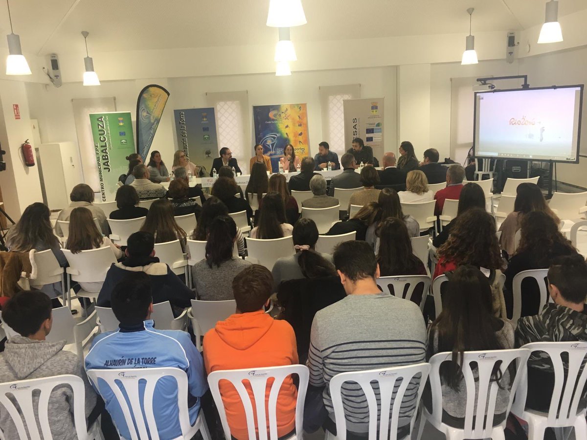 Laura Pérez Torres tweet media