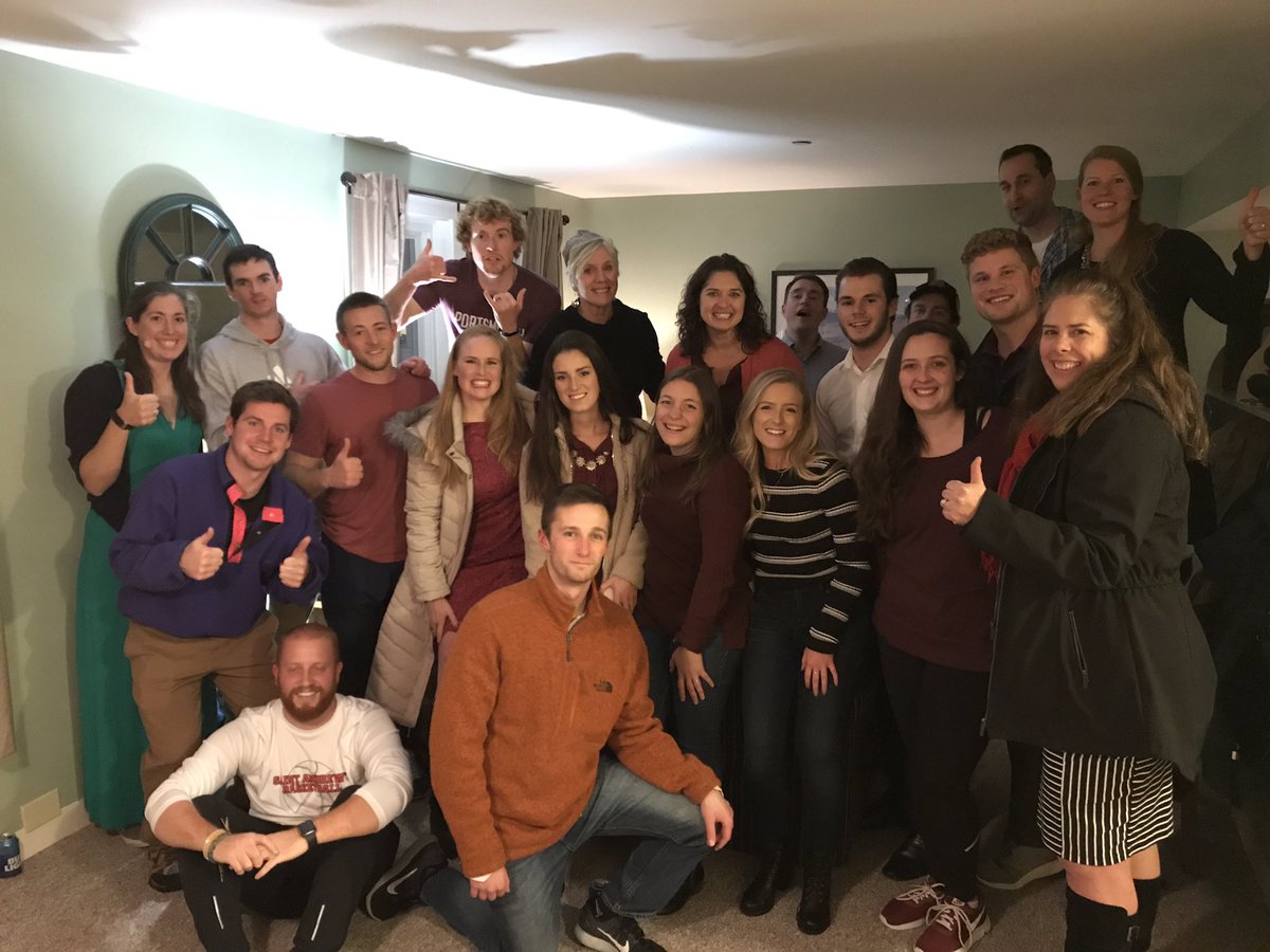 Last minute <a href="/UNHAlumni/">UNH Alumni 🐾</a> reunion <a href="/NHAHPERD/">NHAHPERD</a> #iloveit <a href="/pcronin1/">Piper Cronin-LeMaster</a> <a href="/MainStreet_PE/">Katie McNamara</a>