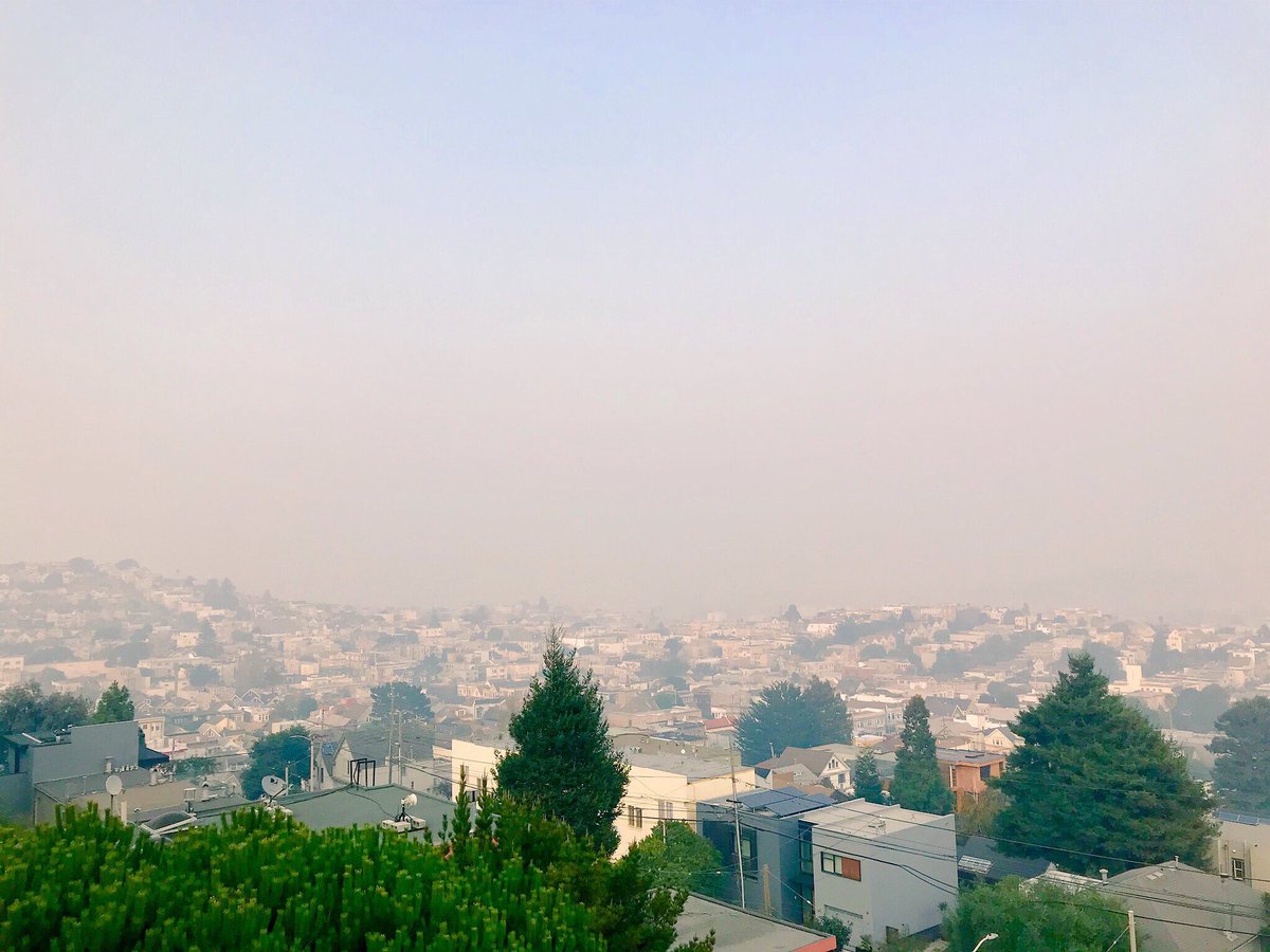 RGarr's tweet image. San Francisco hidden by an Air Quality Index of 235 due to smoke from #CampFire #CaliforniaWildFires