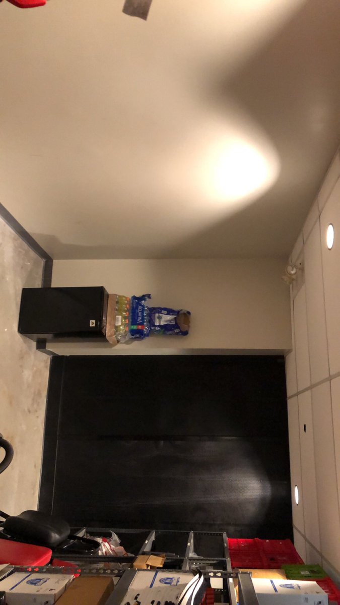 Matt_C8's tweet photo. Work done on the equipment room today. Before and after pics. https://t.co/294IR7Gotn