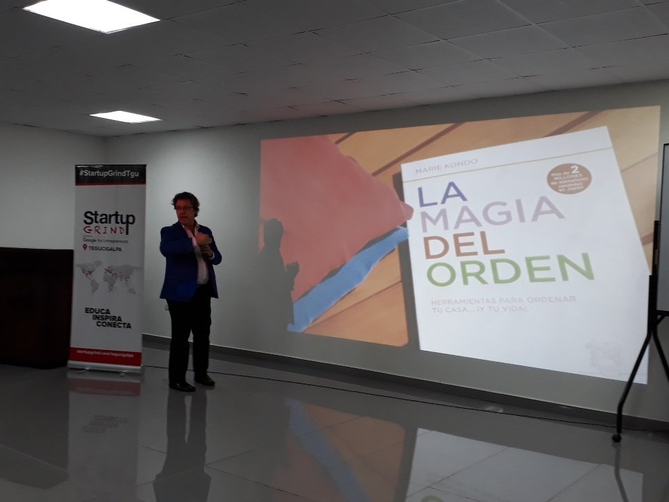 #SGglobal #gonzalosobral #lamagiadeldesorden ¡comenzamos! <a href="/sobralg/">Gonzalo Sobral</a>