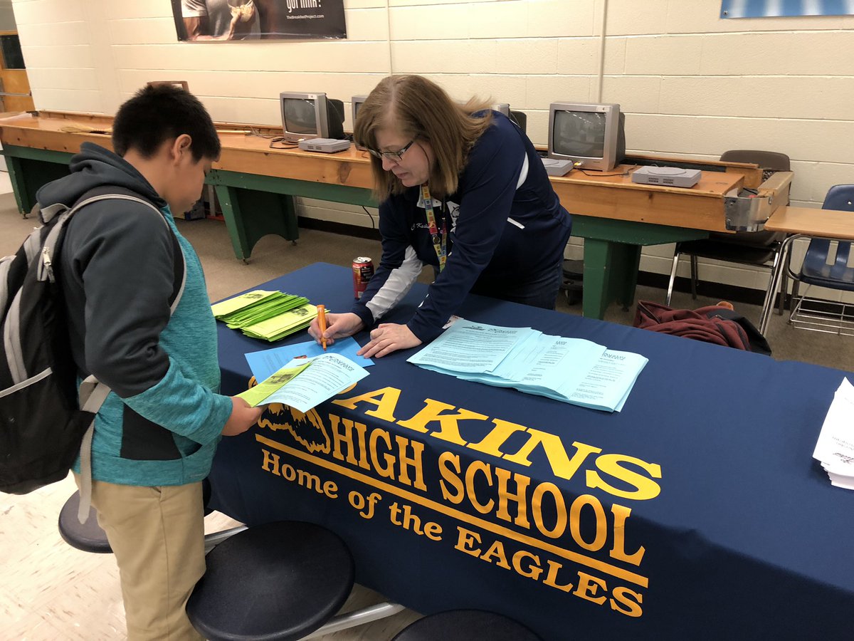 BedichekMS's tweet photo. @BedichekAVID Family Night showcasing focused notes, TRFs, binders, and tutorials for parents! Thanks to our feeder High Schools for joining! @AustinCrockett @AkinsAISD  #AISDgottalent https://t.co/uhCRwz0DwY