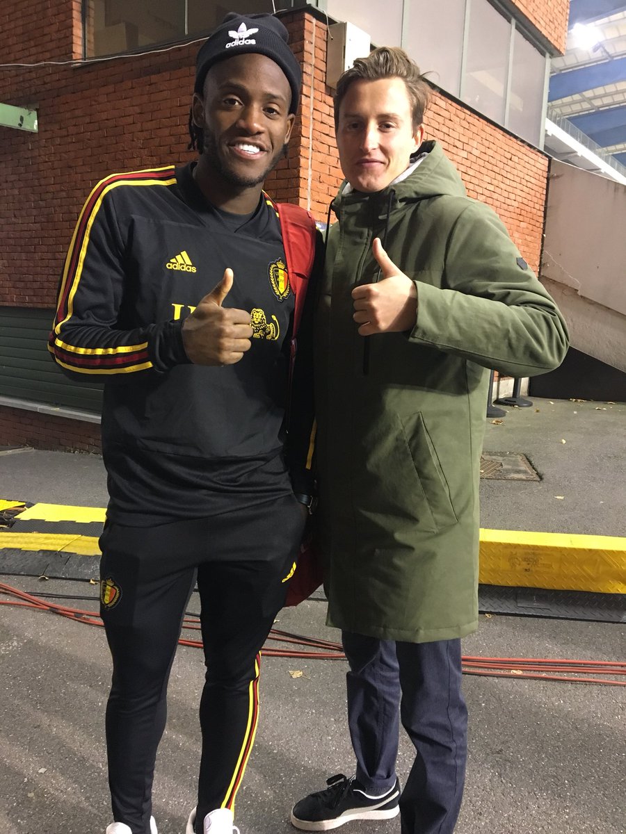 NicoHenet's tweet photo. @mbatshuayi merci pour ton doublé, ta gentillesse et ta disponibilité ! 🤙🏻🔥🤩
Merci pour mon pote scott !☝🏻 https://t.co/gZR62vXco9