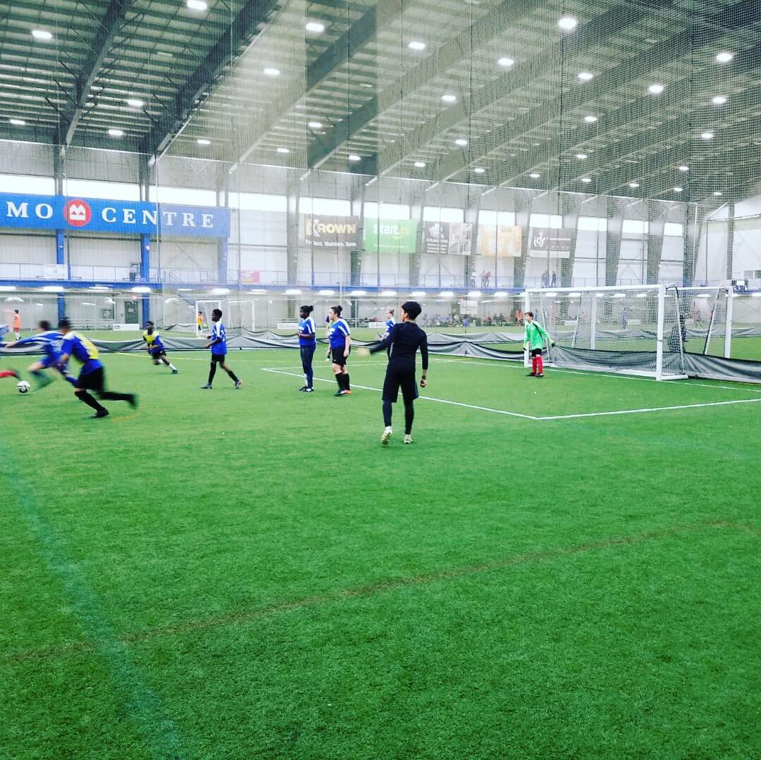 Collegefrancais's tweet photo. Ligue Soccer FiertΓ© Francophone #fifachamps #cestdansnotresang #passionnΓ©s #cfviamonde #csviamonde β½οΈβ½οΈβ½οΈ https://t.co/PuG3MqXkJp