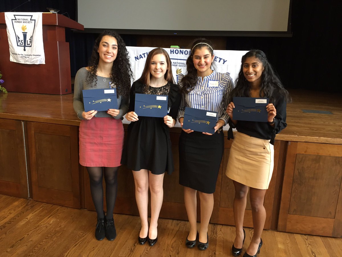 MarybethGallant's tweet photo. Great presentation by @ashland_nhs officers at the state NHS conference today, sharing our efforts to raise mental health awareness and create an environment of positivity and inclusion. https://t.co/koqR7kpkDg
