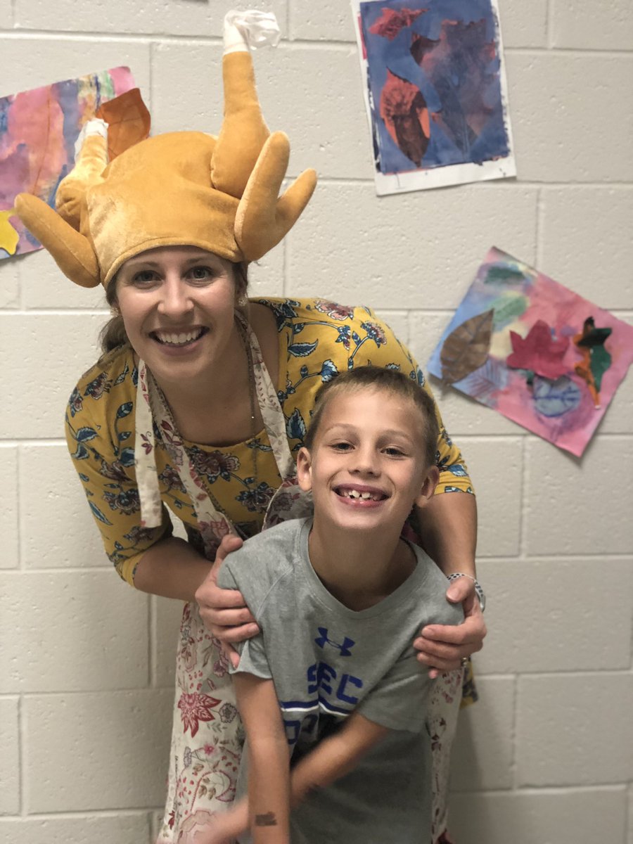 DcesDragons's tweet photo. More pics from our DCES Thanksgiving Feast! #grateful #thankful #ourfirstthanksgiving https://t.co/Q8Ob1SiZeC