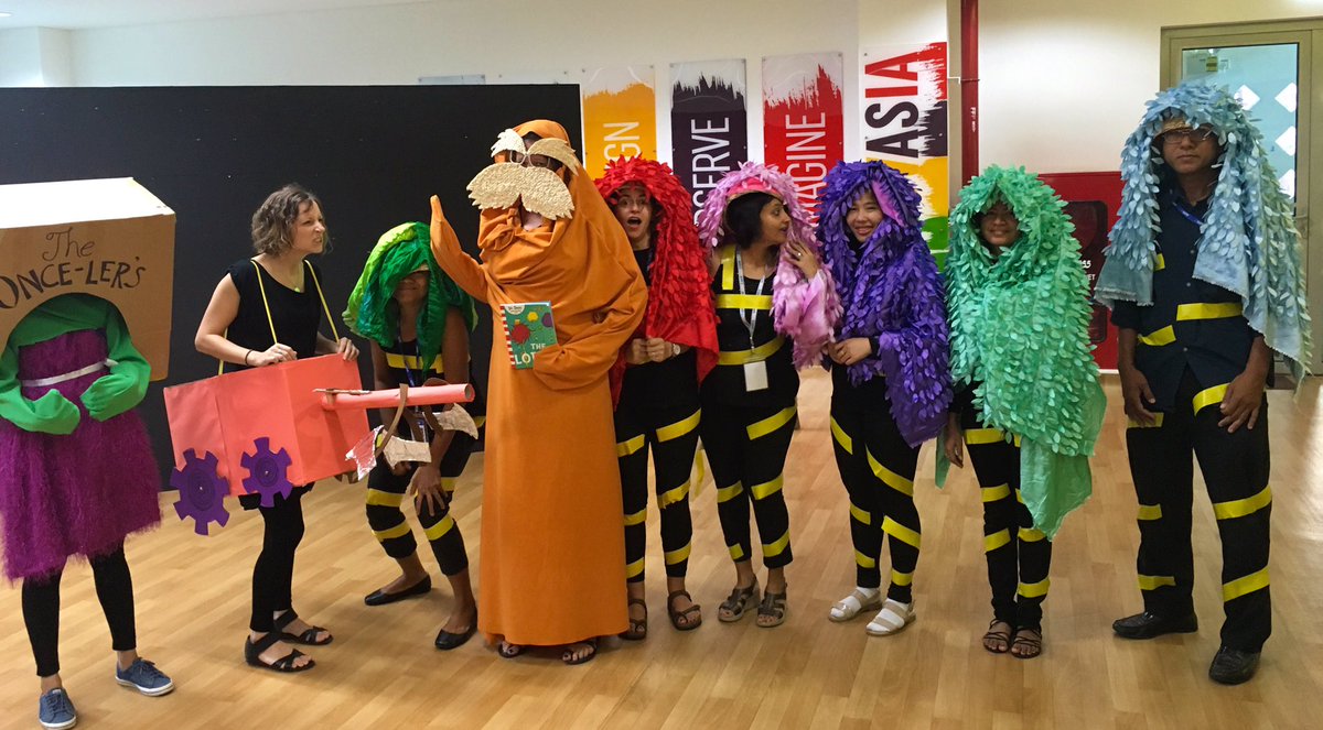 MelindadasME's tweet photo. #kg #team #art #awesome #bookweek #dressup #thelorax #drsuess #truffulatree #onceler #axehacker #isppwriteon2018 @ISPPCambodia @PypRachel  @carney_dana https://t.co/EXmgJ4ui5U