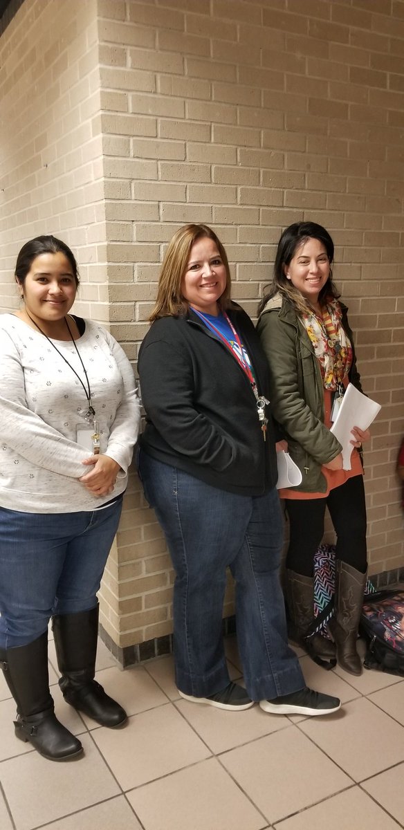 Chambers Chargers Family Movie Night! <a href="/ChambersCharger/">Chambers Elementary</a> <a href="/AliefISD/">Alief ISD</a> #aliefmission