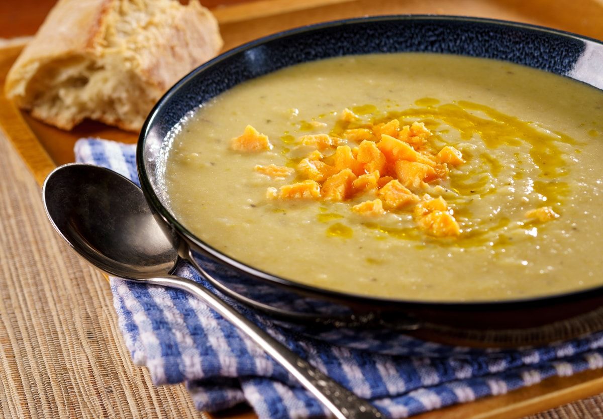 AlbertaFlavour's tweet photo. Looking for a delicious way to make use of 1/2 cup (125 mL) dried green split peas, drained &amp; rinsed? Try this recipe https://t.co/r3uYKdylqF from @AlbertaPulse Growers! #ABRecipes #ABFlavour #yegfood #yycfood https://t.co/QVRkmsxOcs