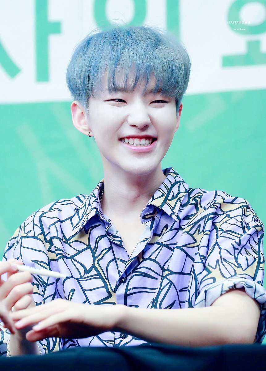 hoshsource's tweet photo. missing blue hosh hours https://t.co/jDEjRkxjCJ