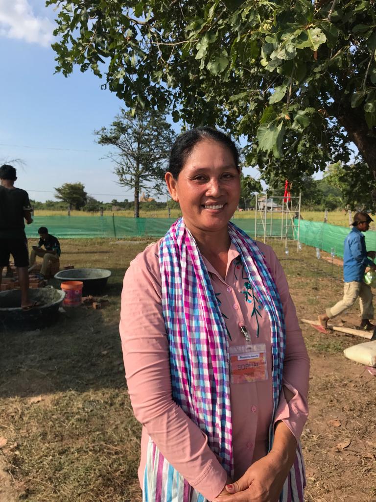 HabitatYLB's tweet photo. "I'm happy supporting the volunteers because I'm working on my own house," says Sophal. She hauled bricks and buckets of mortar to help international #volunteers build the walls of her house at the Habitat Family Legacy Build in Cambodia. #LegacyBuild #HabitatInAP https://t.co/0qrS2s81sS