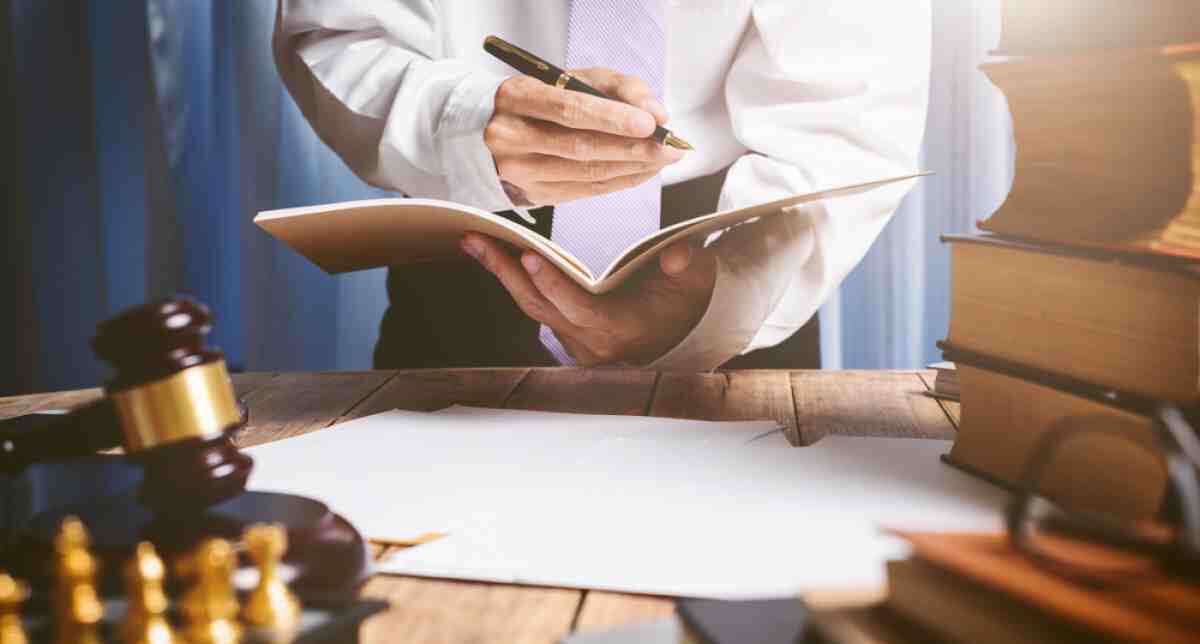 JLabogados's tweet photo. Siéntete seguro al estampar cada firma, pues nosotros velaremos por tus intereses y te aconsejaremos para que tomes las mejores decisiones. 

¿Tienes algún problema legal?, contáctanos en https://t.co/7iKpqu3tOp seguro podemos ayudarte!

#ConEsteClima #LatinGRAMMY  #MeSeducenTus https://t.co/BwF4lptVxF