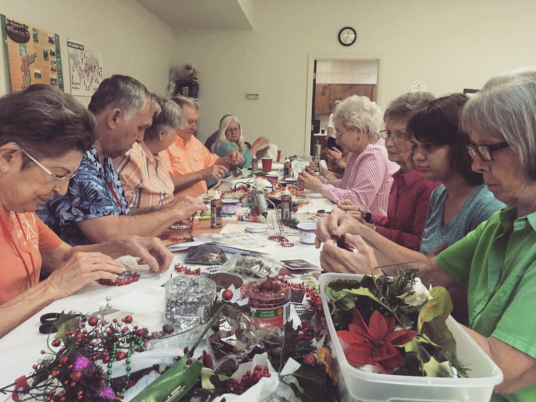 navidadvalleycc's tweet photo. You can catch us getting super crafty at the senior center on Fridays💁🏼‍♀️ 
#seniorcenter #activeseniors #schulenburgtx 
#crafty
#fridayfun 
#navidadvalleycommunityconnections https://t.co/DwcVoJX7gl