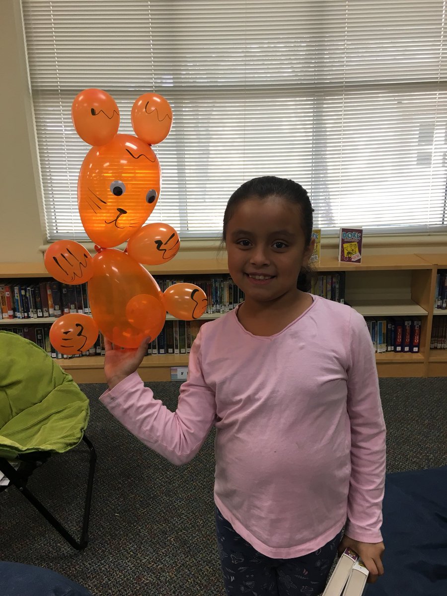 april_brinson's tweet photo. Inspired by Balloons over Broadway, 2nd grade students have loved building “parade” balloons!! @CiboloCreekES https://t.co/PS4gLKAy2U