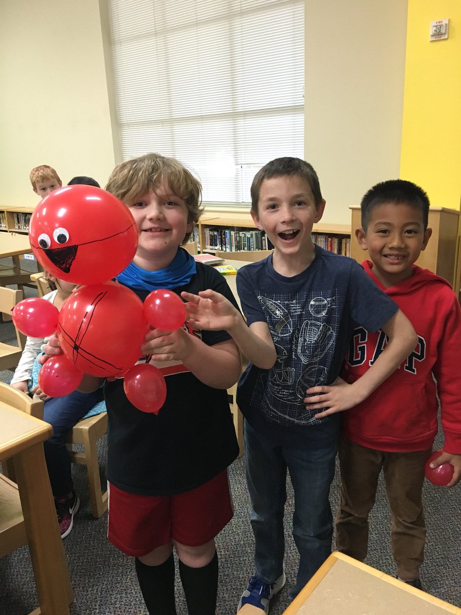 april_brinson's tweet photo. Inspired by Balloons over Broadway, 2nd grade students have loved building “parade” balloons!! @CiboloCreekES https://t.co/PS4gLKAy2U