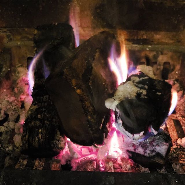 ICODave_'s tweet photo. This fire feels so great, but will it keep me warm from a snowflake.....
.
.
.
.
#fire #photography #art #music #artist #rap #instagood #california #view #hiphop #rapper #flame #like #photooftheday #fail #sunset #video #cars #trap #like4like #hood #fireplace #songwriter #guc… https://t.co/9G2T8UUYJm