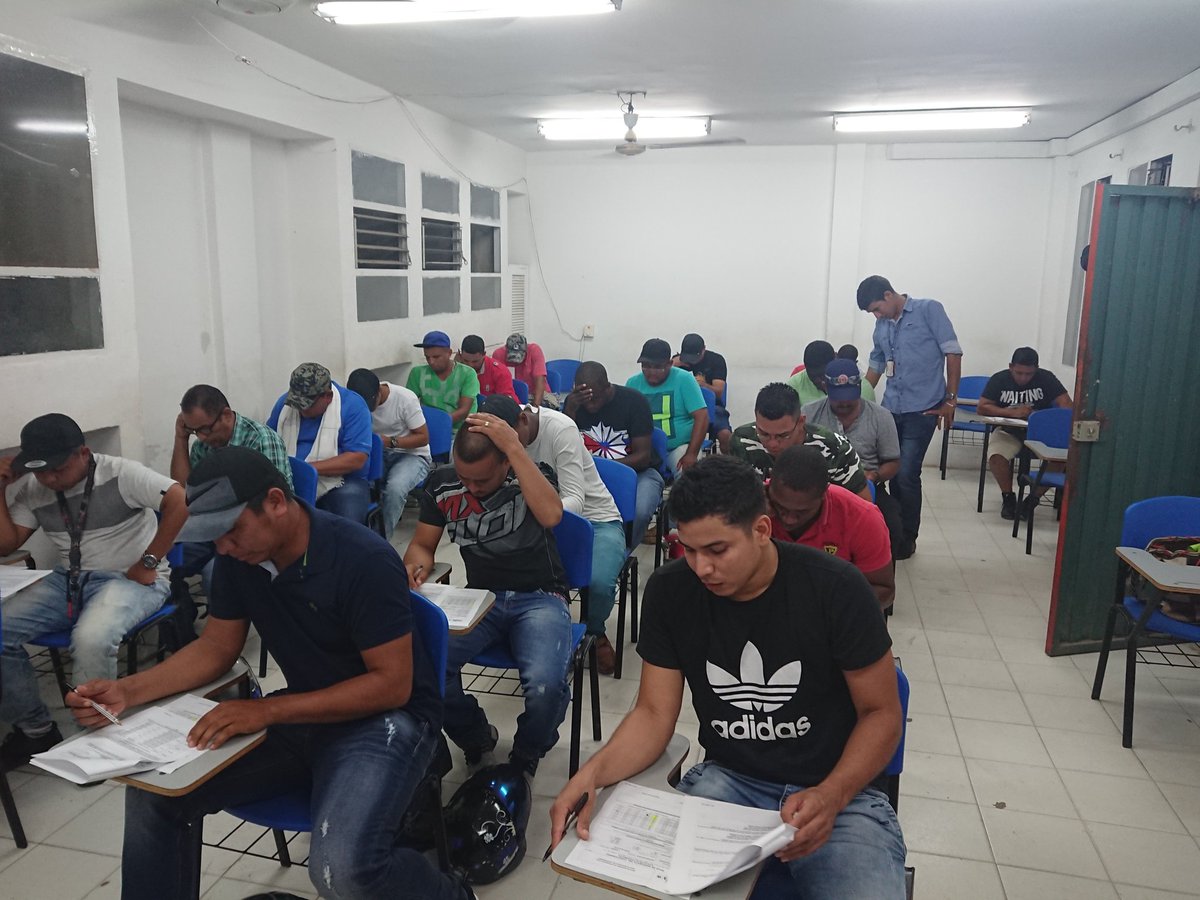mlindeman09's tweet photo. Realizando prueba oportunidad de conocimiento a candidatos de diferentes empresas del municipio de Apartado por que " Tu experiencia vale el SENA la certifica" @SBDIR_SENACFMA @CformaSenacfma https://t.co/ZA3TKsEm53