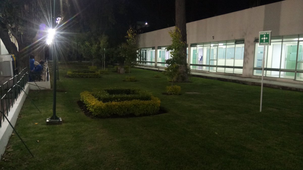 cybah18's tweet photo. La #FacultadDeEstomatologia #BUAP ya es hermosa pero en la noche parece aun más ❤️^_^ https://t.co/0dRySKbMMS