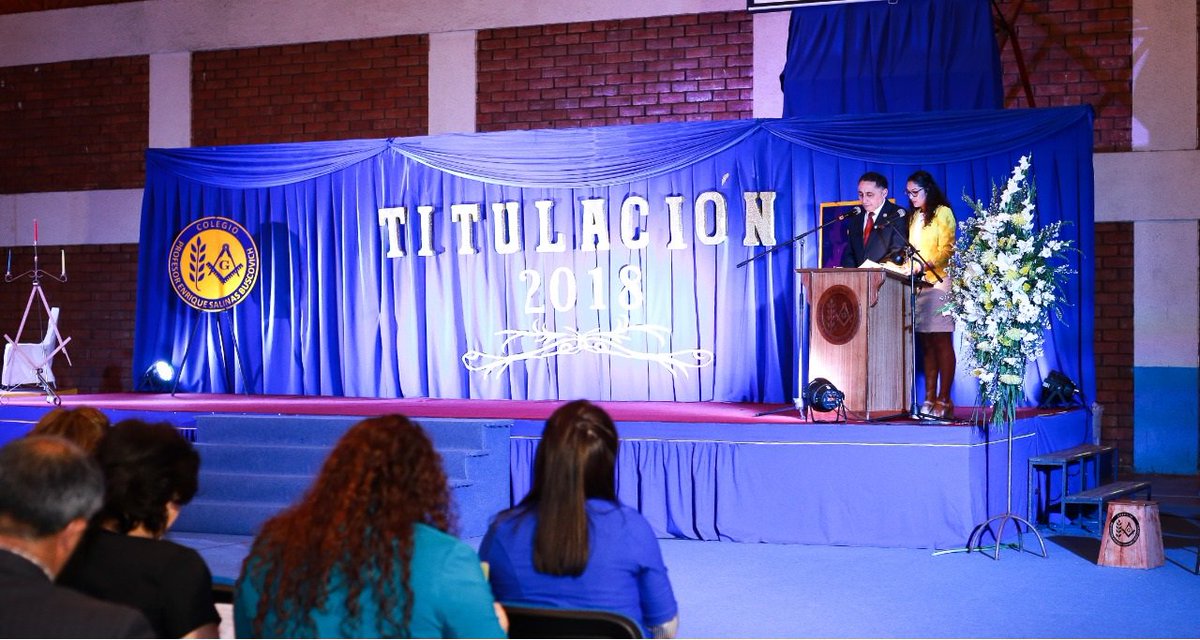 DeproeNuble's tweet photo. Ceremonia de Titulación 2018 Colegio Polivalente Enrique Salinas Buscovich generación 2017. #ChileLoHacemosTodos https://t.co/8Ff3LOFQ8l