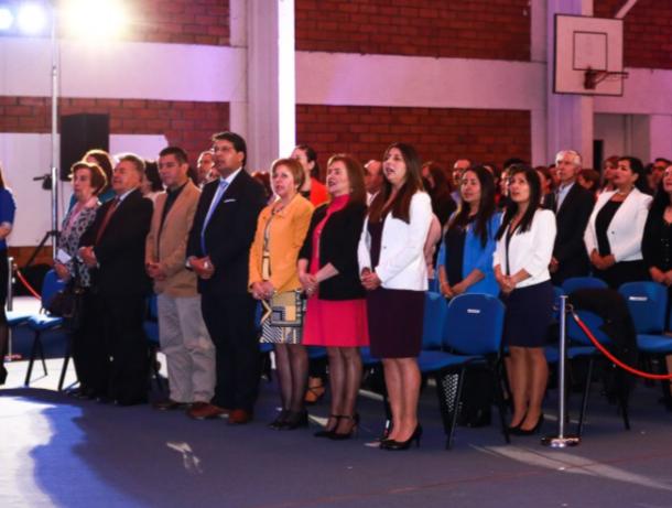 DeproeNuble's tweet photo. Ceremonia de Titulación 2018 Colegio Polivalente Enrique Salinas Buscovich generación 2017. #ChileLoHacemosTodos https://t.co/8Ff3LOFQ8l