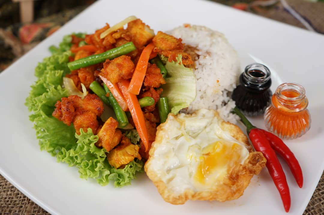 syahfieza_jaja's tweet photo. Menghitung Hari
Detik demi detik
Masa kunanti xlama lagi....
Enam hari lagi...biar betikkkk
*Nasi Ayam Goreng Kunyit Letop terbaboooooMMMMM
pastinya menjadi igauan setiap pelanggan yg dh merasainya..
Jumpa di
#MAHA2018
#501MenuPopular
#empayarmakanan
#makananmenyatukankita https://t.co/GVmfbwkuGH