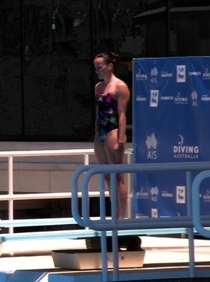HaughneyMary's tweet photo. Super diving from Clare in the 3m Springboard prelim finishing in 6th overall. Had to contend with helicopters overhead and lots of passing traffic. So proud ☘☘#shamROCK #IsFeidirLeat Best of luck in the semi-final. Supporting you all the way ☘☘ https://t.co/D7eK13R2vL