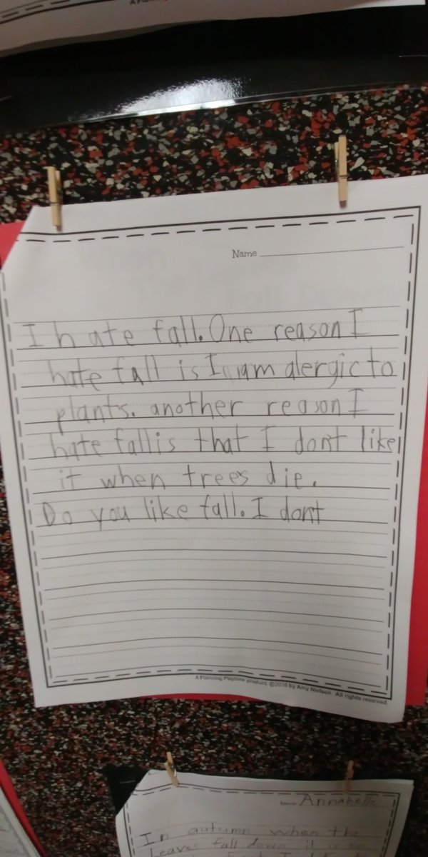 ThomasDeani's tweet photo. P-T conference for my 7 y.o. tonight. She was prompted to write about what she likes about fall. She wrote this. I'm simultaneously mortified and proud. #isuenged https://t.co/o0dw9IyoIc