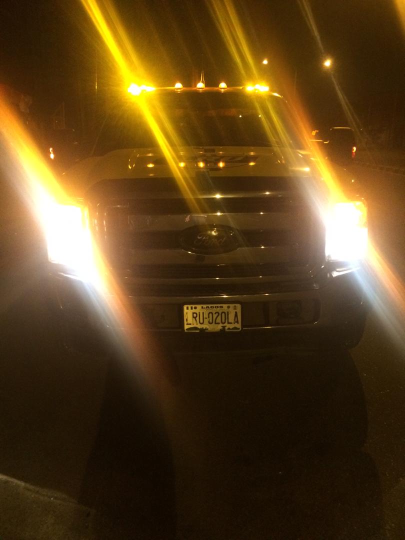 JagunsSon's tweet image. My friends car broke down on #3RDMB few hours ago, and Mr Kazeem Olabode of @lasemasocial came to the rescue. @TunjiDisu1 my friend wants me to tell you that he's grateful, cos I told him he will get help in no time when he was panicking. #LRUAssist