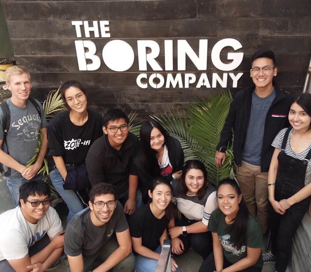 UCI_HyperXite's tweet photo. Thank you #boringcompany
for an awesome weekend! We hope to see you again this summer at competition! #Hyperloop #TheBoringCompany #HyperXite #SpaceX #elonmusk #elon
#SpaceXHyperloopCompetition #UCI #UCIEngineering
https://t.co/oVsm6oNtMl