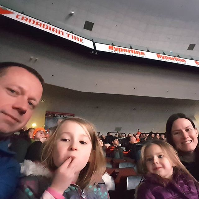 agcoady's tweet photo. Girls first @nhl game! @senators vs @detroitredwings https://t.co/uDth4tnSTK https://t.co/yV9UWaWpzW