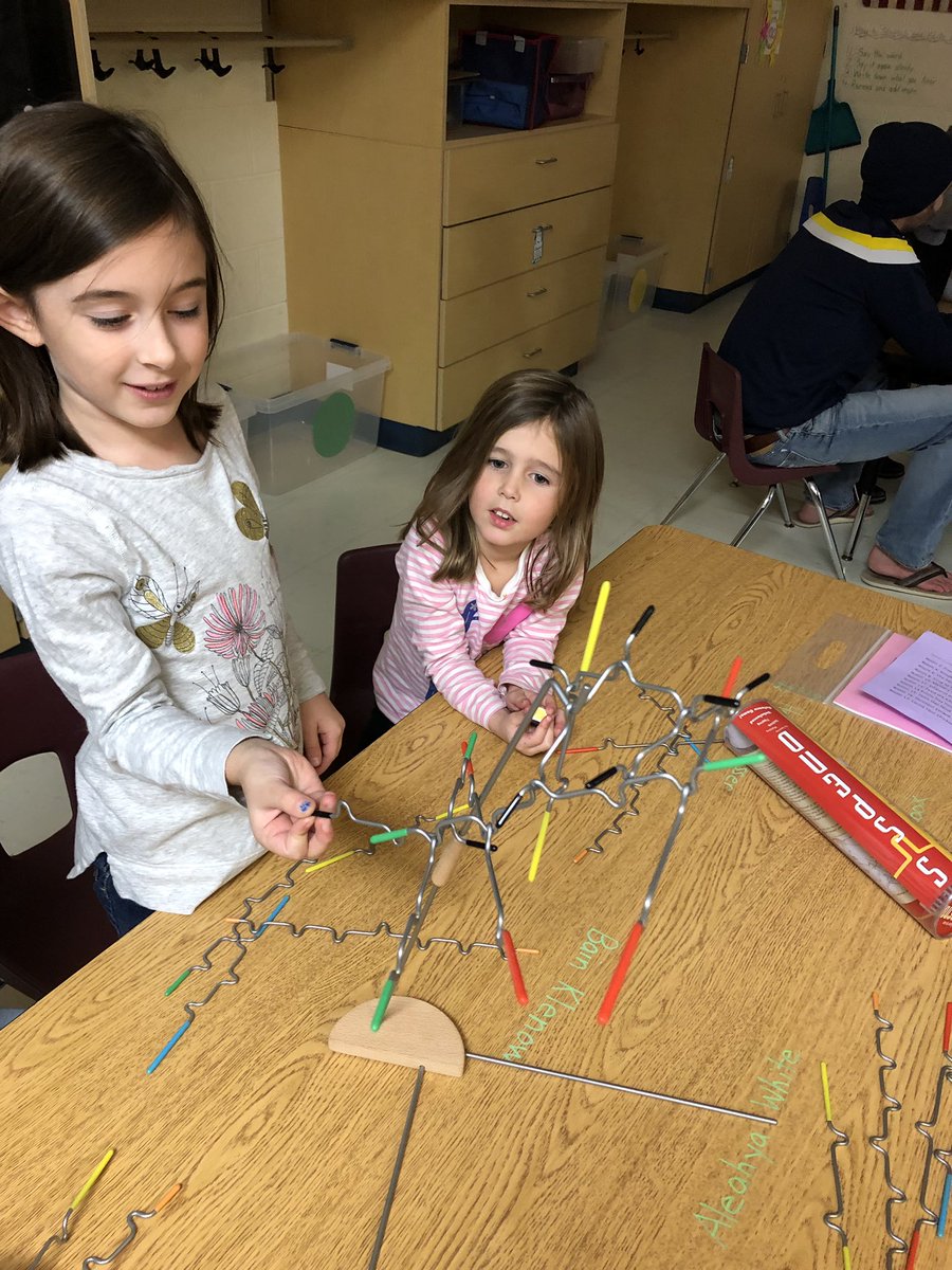 MillerNatalie3's tweet photo. Despite bad weather, we had a great Family Game Night! @DavisonSchools #ThomsonRocks https://t.co/VnCDWolTwS
