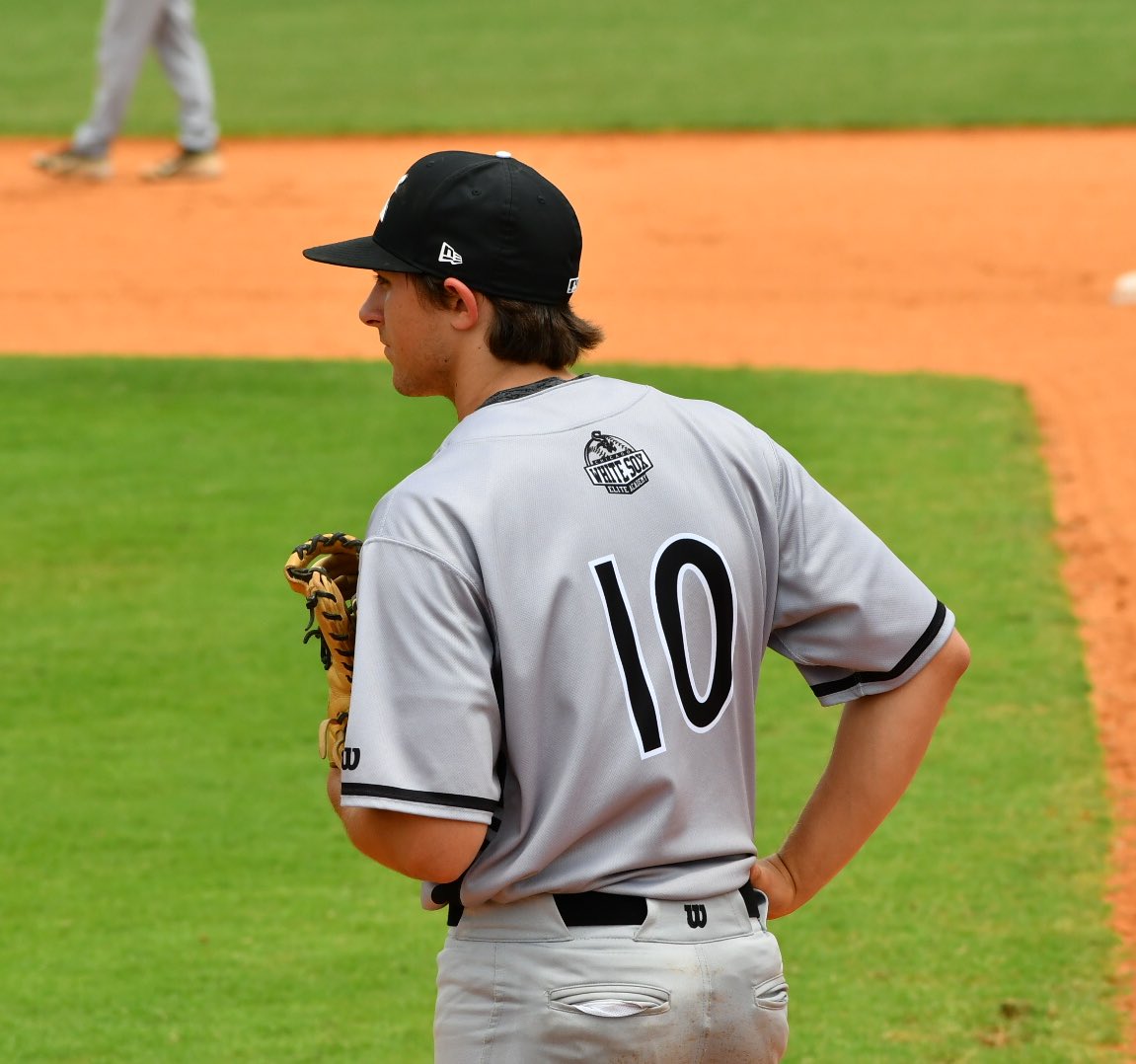 BielawskiHayden's tweet photo. I am excited to announce that I will be continuing my academic and baseball career next year at Harper College⚾️🎒#GoHawks https://t.co/ubBehKHAiJ